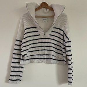 Abercrombie & Fitch Soft A&F sweater